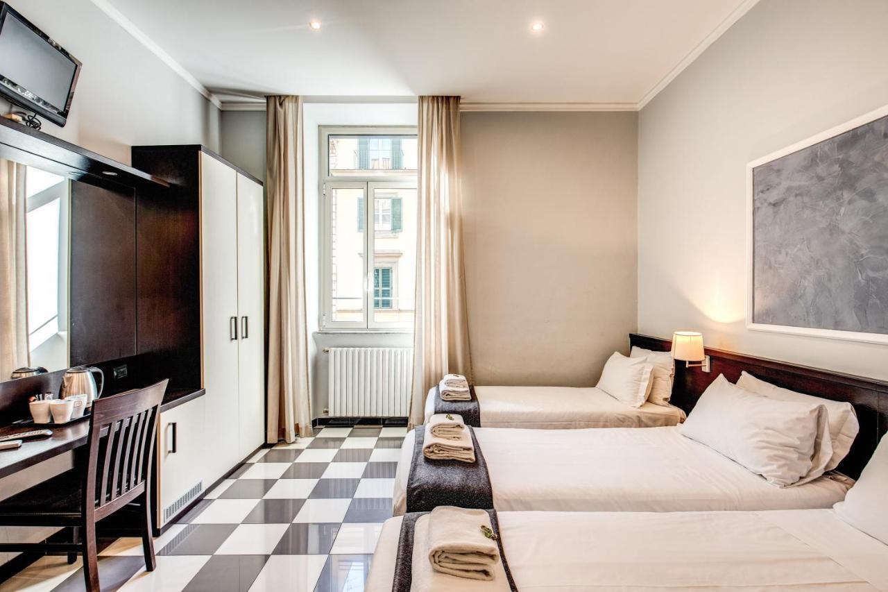 Roma Da Noi Bed and Breakfast Buitenkant foto